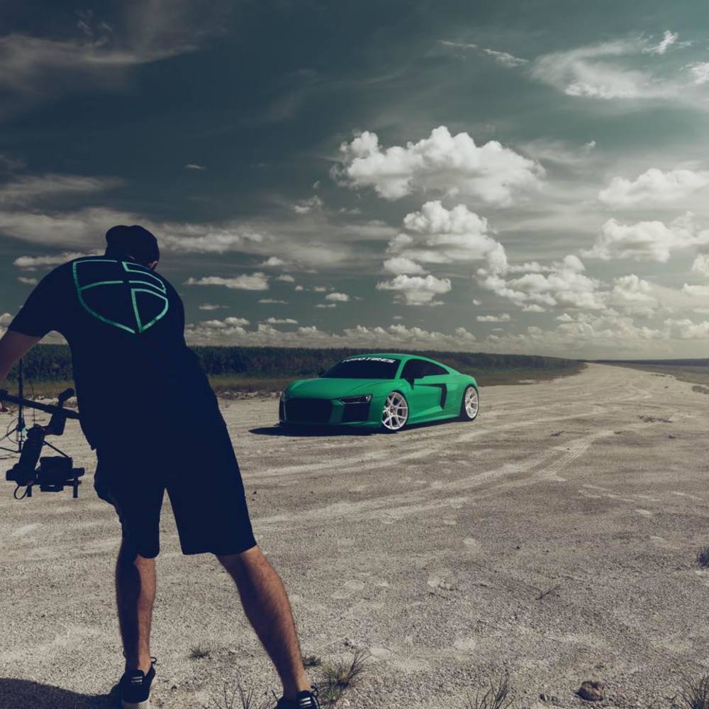 Meet your Posher, Chase